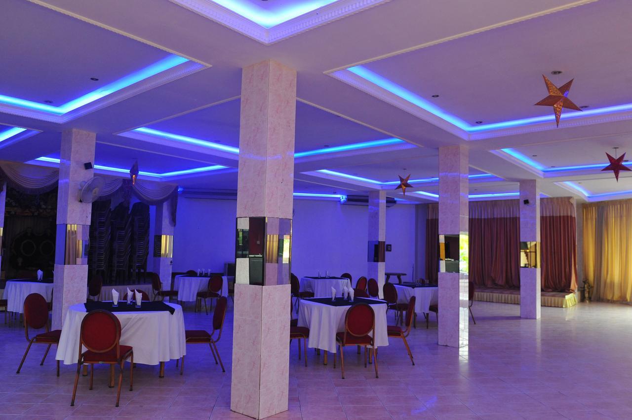 Hotel Nelly Vavuniya Εξωτερικό φωτογραφία